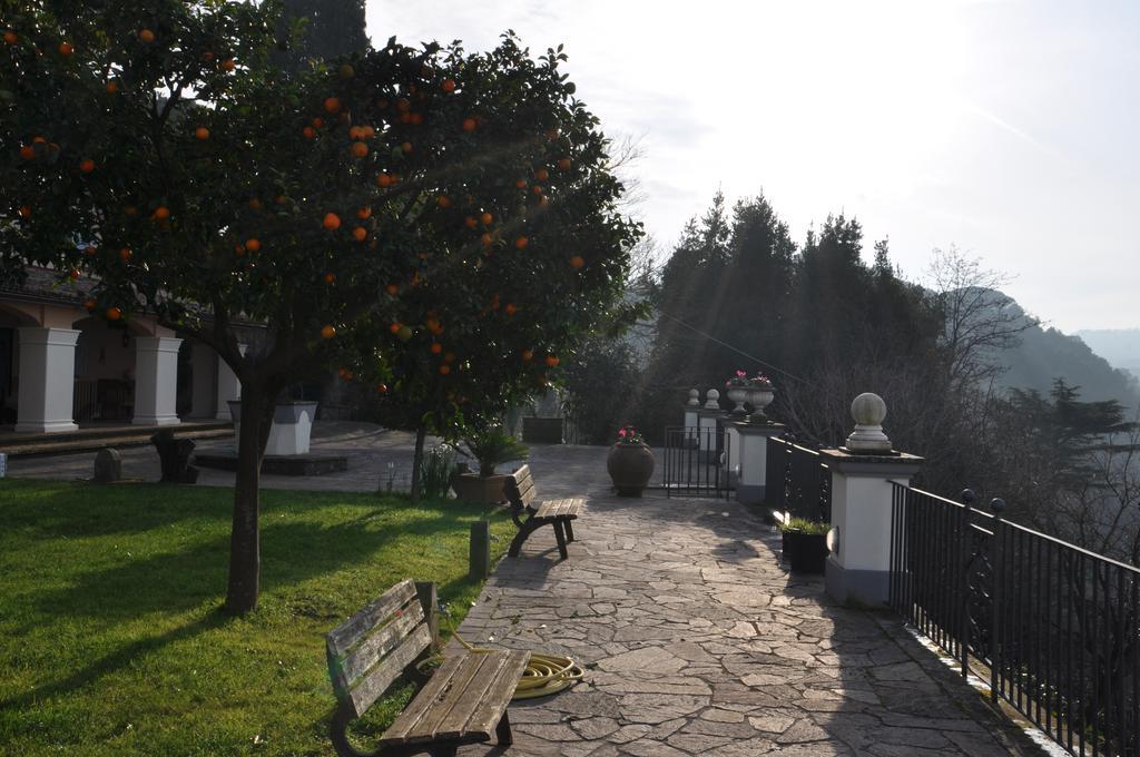 La Villa Di Augusto Ангуилара Сабация Стая снимка